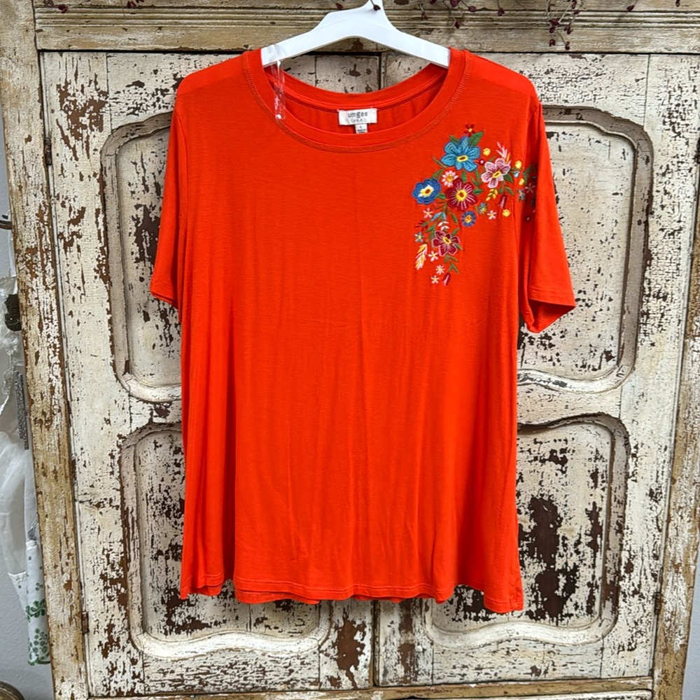 L Umgee Flower Embroidered Top